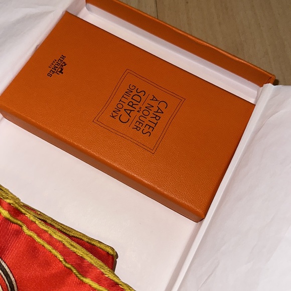 Hermes silk scarf 2012 collection - Picture 5 of 9